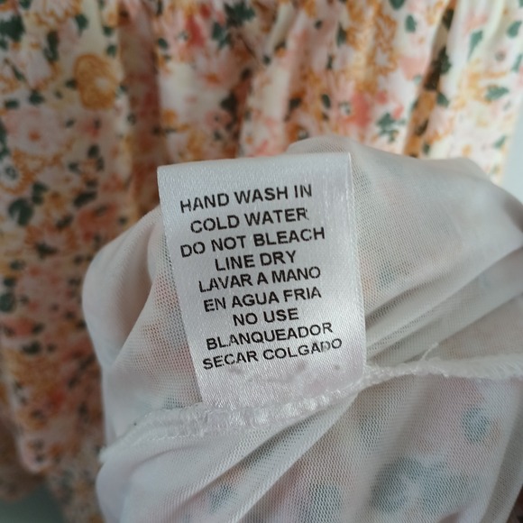 Entro Women's Size Small Tiered Maxi Dress Floral Stretch Puff Sleeve Lined Long - Picture 12 of 15